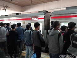 KCI: Pengguna KRL Kembali Normal 900 Ribu Sehari Usai Libur Panjang
