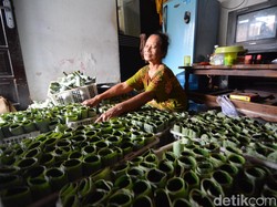 Menilik Wisata Edukasi Kampung Lontong Legendaris di Surabaya