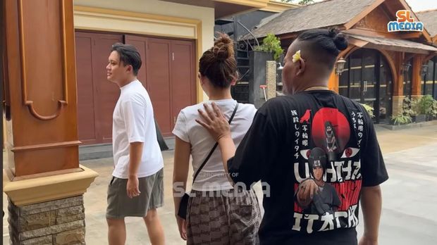 Keluarga Sule Rayakan Idul Adha