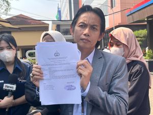 Postingan FB Pegi Hilang, Kuasa Hukum Laporkan Penyidik Polda Jabar ke Propam Postingan FB Pegi Hilang, Kuasa Hukum Laporkan Penyidik Polda Jabar ke Propam