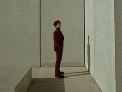 K.Will Lanjutkan Cerita MV Legendaris Please Dont 12 Tahun Lalu