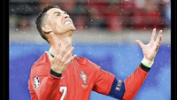 Yang ini meledek CR7 dianggap minim kontribusi bagi Portugal di Euro 2024. Malah 3 kali offside dan 17 kali diving. Foto: dok. Internet/X (Twitter)