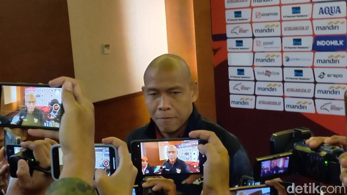 Pelatih Timnas U-16 Nova Arianto Pelatih Timnas U-16 Nova Arianto di Solo, Kamis (20/6/2024).