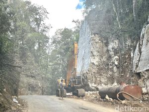 Jalan Poros Maros-Bone di Camba Tutup Total 22 Juni, Ada Pemotongan Batu Jalan Poros Maros-Bone di Camba Tutup Total 22 Juni, Ada Pemotongan Batu