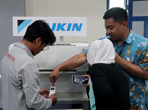 Pengenalan Refrigerasi di Politeknik Negeri Indramayu