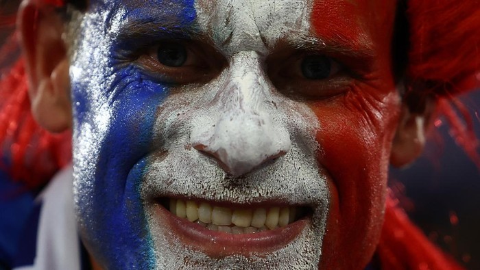 Potret Face Paint Suporter Paling Nyentrik di Euro 2024 Potret Face Paint Suporter Paling Nyentrik di Euro 2024