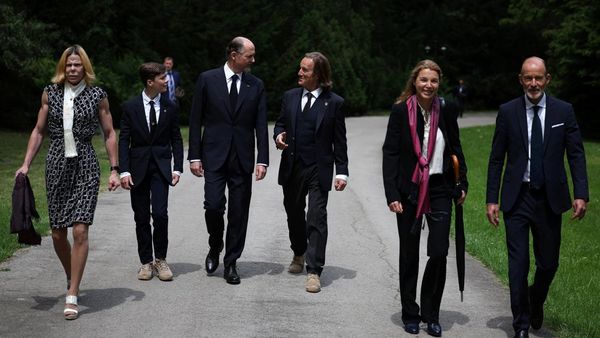 Foto Transformasi Mengejutkan Putri Bulgaria, Dari Feminin Kini Kekar Maskulin