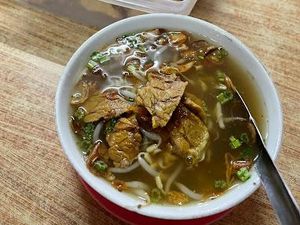 5 Soto Seger Boyolali yang Berkuah Kaldu Bening Gurih 5 Soto Seger Boyolali yang Berkuah Kaldu Bening Gurih