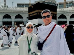 Pergulatan Batin Stachy Lubis 8 Tahun Menanti Ditemani Suami Berhaji