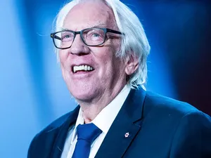 Karangan Bunga untuk Donald Sutherland di Walk of Fame Hollywood Karangan Bunga untuk Donald Sutherland di Walk of Fame Hollywood