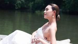 Amanda Manopo Pemotretan di Hutan Mangrove, Tatonya Ngintip