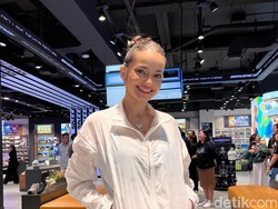 Enzy Storia Beri Kabar Gembira Usai Pindah Lagi ke Jakarta dari AS