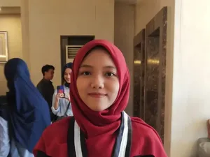 Cerita Hasna Masuk Unair di Usia 16 Tahun, Sabet Skor UTBK 711