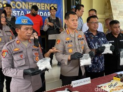 Kurir Narkoba Bawa 1 Kg Sabu di Kendari Ditangkap, Dijanji Upah Rp 40 Juta