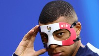 Mbappe akhirnya akan mengenakan topeng. (Foto: REUTERS/Lisi Niesner)