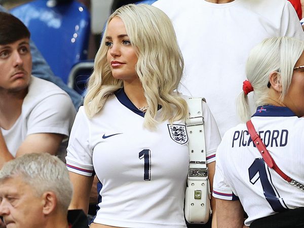 8 Foto WAGs Glamour Inggris, Gaya Istri Jordan Pickford Eksis di Euro 2024