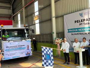 Zulhas Lepas Ekspor Baja Lapis ke Australia-Kanada Senilai Rp 25 Miliar Zulhas Lepas Ekspor Baja Lapis ke Australia-Kanada Senilai Rp 25 Miliar