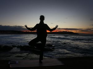Pentingnya Yoga untuk Jaga Performa Atlet Pentingnya Yoga untuk Jaga Performa Atlet