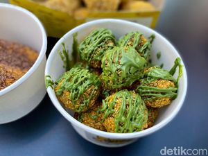 Bomboloni Pisang dengan Aneka Topping yang Menggugah Selera Bomboloni Pisang dengan Aneka Topping yang Menggugah Selera