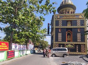 Pengasuh Ponpes di Buduran Sidoarjo Tersangka Pencabulan Akhirnya Ditahan Pengasuh Ponpes di Buduran Sidoarjo Tersangka Pencabulan Akhirnya Ditahan