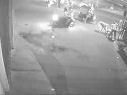 Beredar Video Tawuran di Baturono Solo, Pria Dikeroyok-Ditabrak Motor