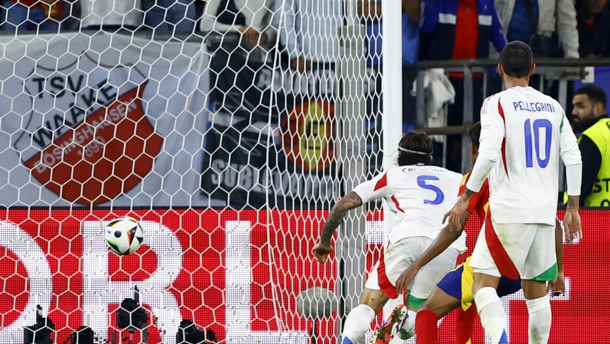 Gol bunuh diri jadi top skor sementara Euro 2024 (REUTERS/Piroschka Van De Wouw)