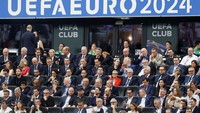 Mereka menyaksikan pertandingan Denmark Vs Inggris di Grup C Euro 2024. 
