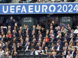 Mereka menyaksikan pertandingan Denmark Vs Inggris di Grup C Euro 2024. 