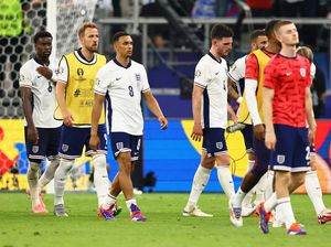 Inggris Lanjutkan Tradisi Kurang Meyakinkan di Euro Inggris Lanjutkan Tradisi Kurang Meyakinkan di Euro