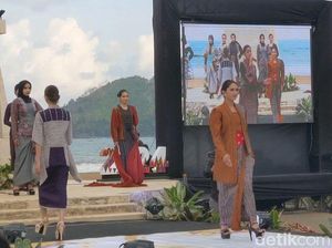 Menparekraf Sebut Fesyen Sumbang 62% Ekspor Ekonomi Kreatif Indonesia Menparekraf Sebut Fesyen Sumbang 62% Ekspor Ekonomi Kreatif Indonesia