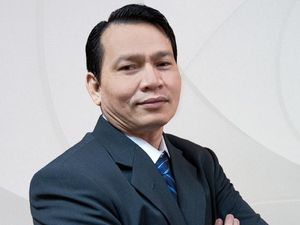 Profil Elen Setiadi, Putra Riau yang Akan Dilantik Jadi Pj Gubernur Sumsel Profil Elen Setiadi, Putra Riau yang Akan Dilantik Jadi Pj Gubernur Sumsel