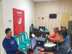 Terkuak! Ini Pelaku Keji yang Paku Kucing di Pohon Perumahan Malang