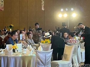 Airlangga hingga JK Hadiri Acara Ulang Tahun ke-75 Theo Sambuaga