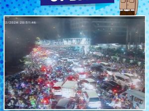 Ada Jakarnaval, Lalin di Sekitar Monas Macet Malam Ini