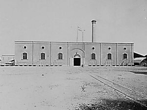 Menilik Sejarah Pabrik Gula Legendaris Karangsoewoeng di Cirebon Menilik Sejarah Pabrik Gula Legendaris Karangsoewoeng di Cirebon