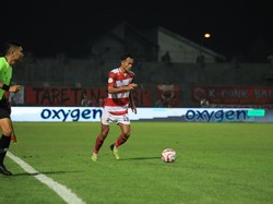 Liga 1: Alasan Koko Ari Tetap Berseragam Madura United