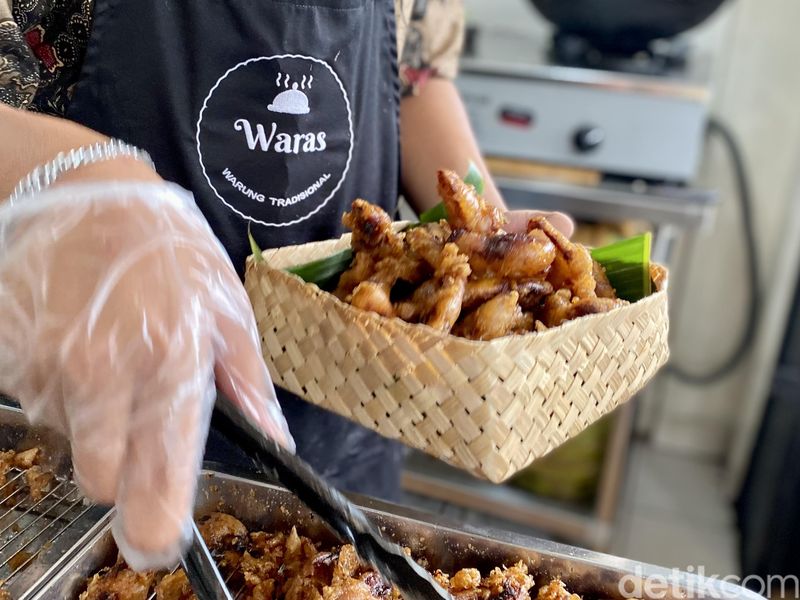 Pisang goreng waras