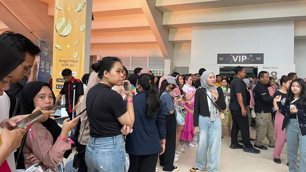 WayZenNi Padati Venue Allo Bank Festival 2024 demi WayV