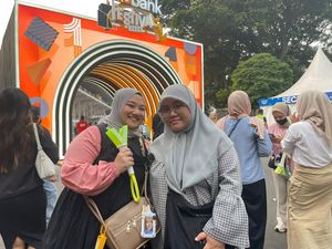 WayZenNi Ngarep WayV Bawain Lagu Ini di Allo Bank Festival 2024