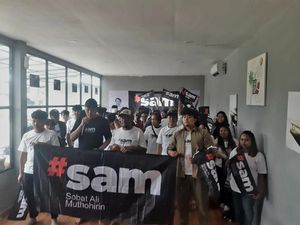 Muncul dengan Banner Misterius, Sosok Ini Didorong Maju Pilwali Malang Muncul dengan Banner Misterius, Sosok Ini Didorong Maju Pilwali Malang