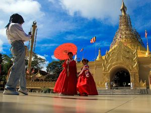 Berkunjung ke Wisata Religi Taman Alam Lumbini di Karo Berkunjung ke Wisata Religi Taman Alam Lumbini di Karo