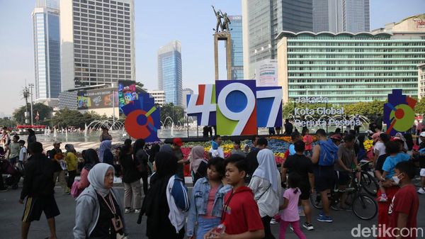 CFD Ditiadakan, Warga Tetap Antusias Olahraga di Kawasan Bundaran HI