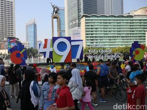 CFD Ditiadakan, Warga Tetap Antusias Olahraga di Kawasan Bundaran HI