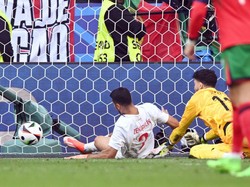 Blunder Fatal! Gol Bunuh Diri di Euro 2024 Ini Viral