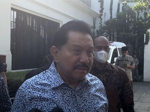Hendropriyono-Wakil Ketua MPR Melayat ke Rumah Duka Tanri Abeng Hendropriyono-Wakil Ketua MPR Melayat ke Rumah Duka Tanri Abeng