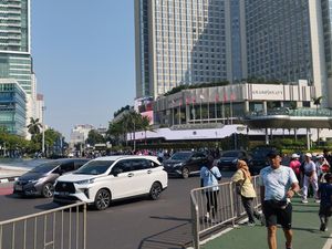 Bundaran HI Kembali Dibuka untuk Kendaraan Bermotor Usai Jakarta Marathon