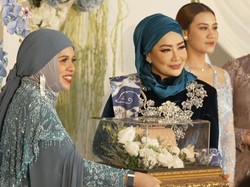 Tas Chanel-Sepatu Limited Edition, Seserahan Thariq Halilintar & Aaliyah Massaid