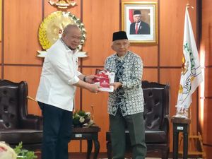 Amien Rais Yakin Prabowo Setuju Amandemen UUD ke Naskah Asli: Kutu Buku Dia