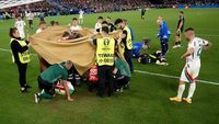 Momen Horor Varga Kolaps di Laga Skotlandia Vs Hungaria