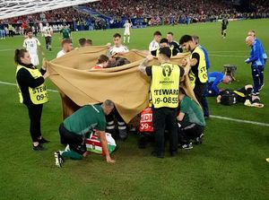 Momen Horor Varga Kolaps di Laga Skotlandia Vs Hungaria